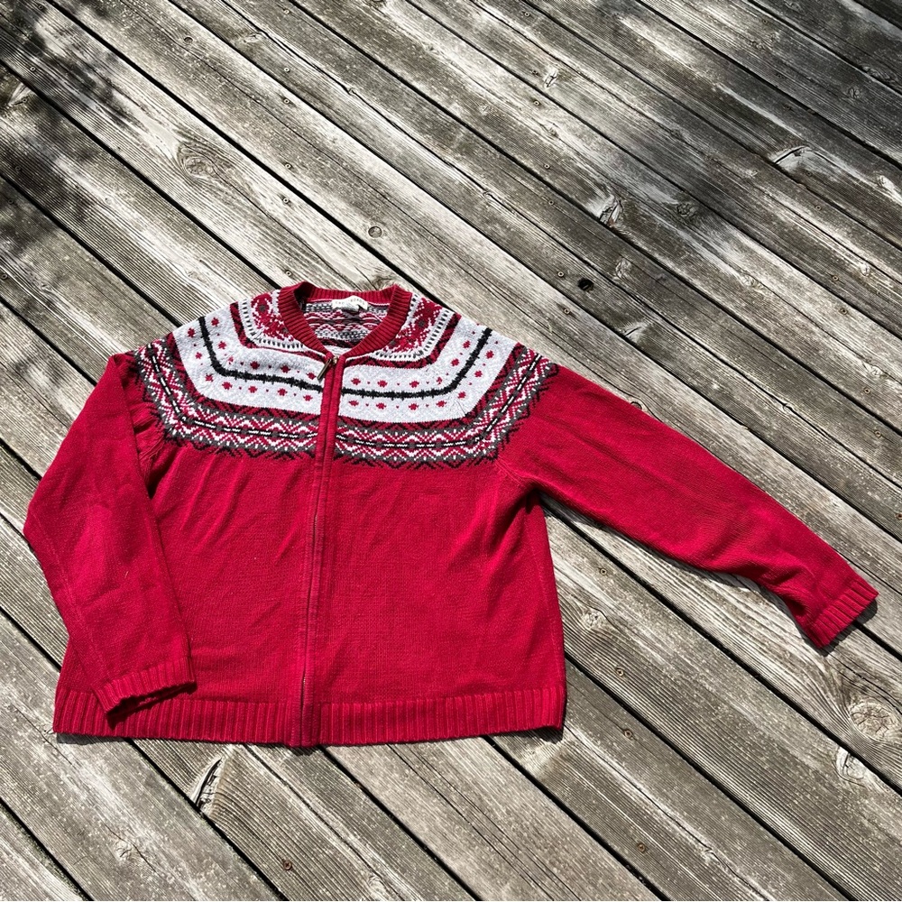 Crossroads red/white/grey winter patterned zip up cardigan